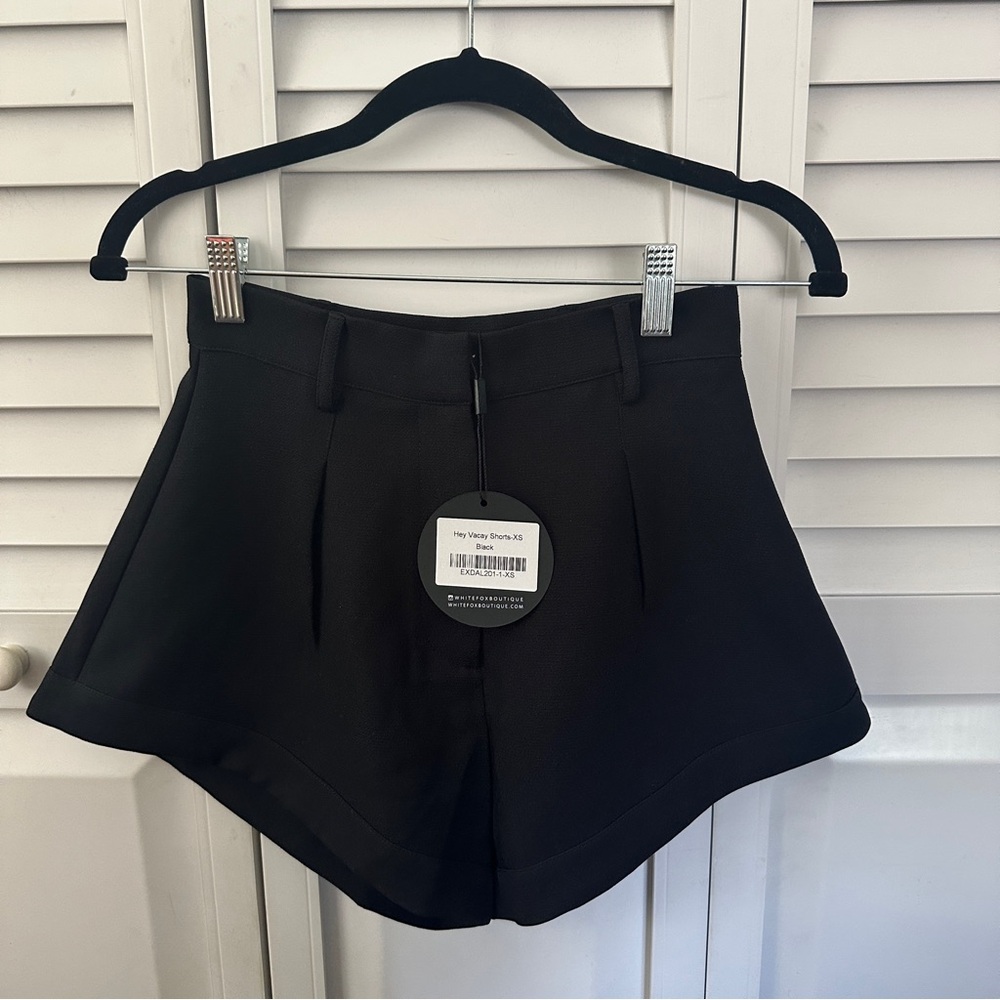 whitefox boutique black shorts